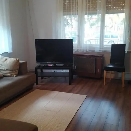 Open Vendeghaz * 希欧福克