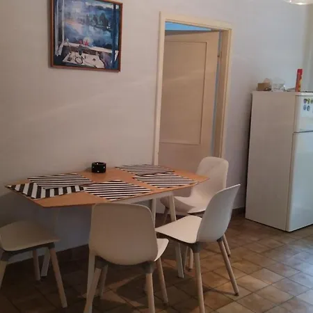 民宿 Open Vendeghaz