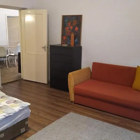 Open Vendeghaz Проживание в семье *