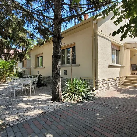 Homestay szállás Tulipán Vendégház Siófok